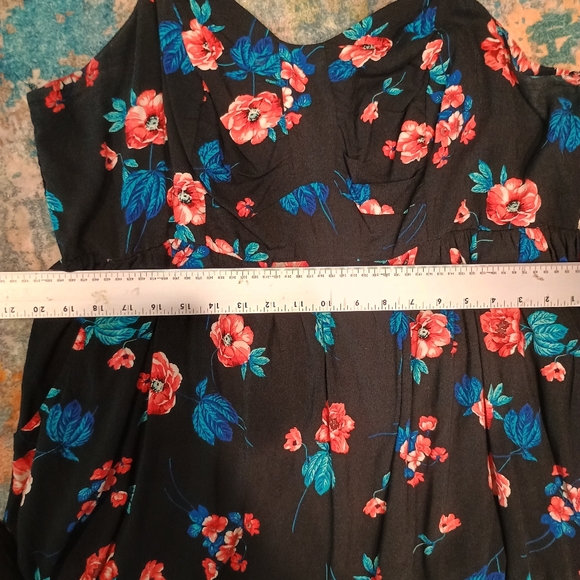 Torrid spaghetti strap Floral Black Dress with Red and Blue Accents size 2x - Picture 6 of 7